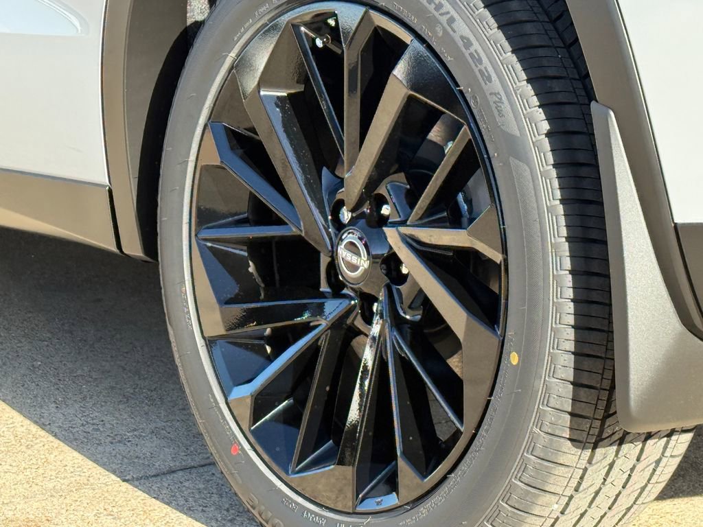 New 2026 Nissan Rogue SL image 10