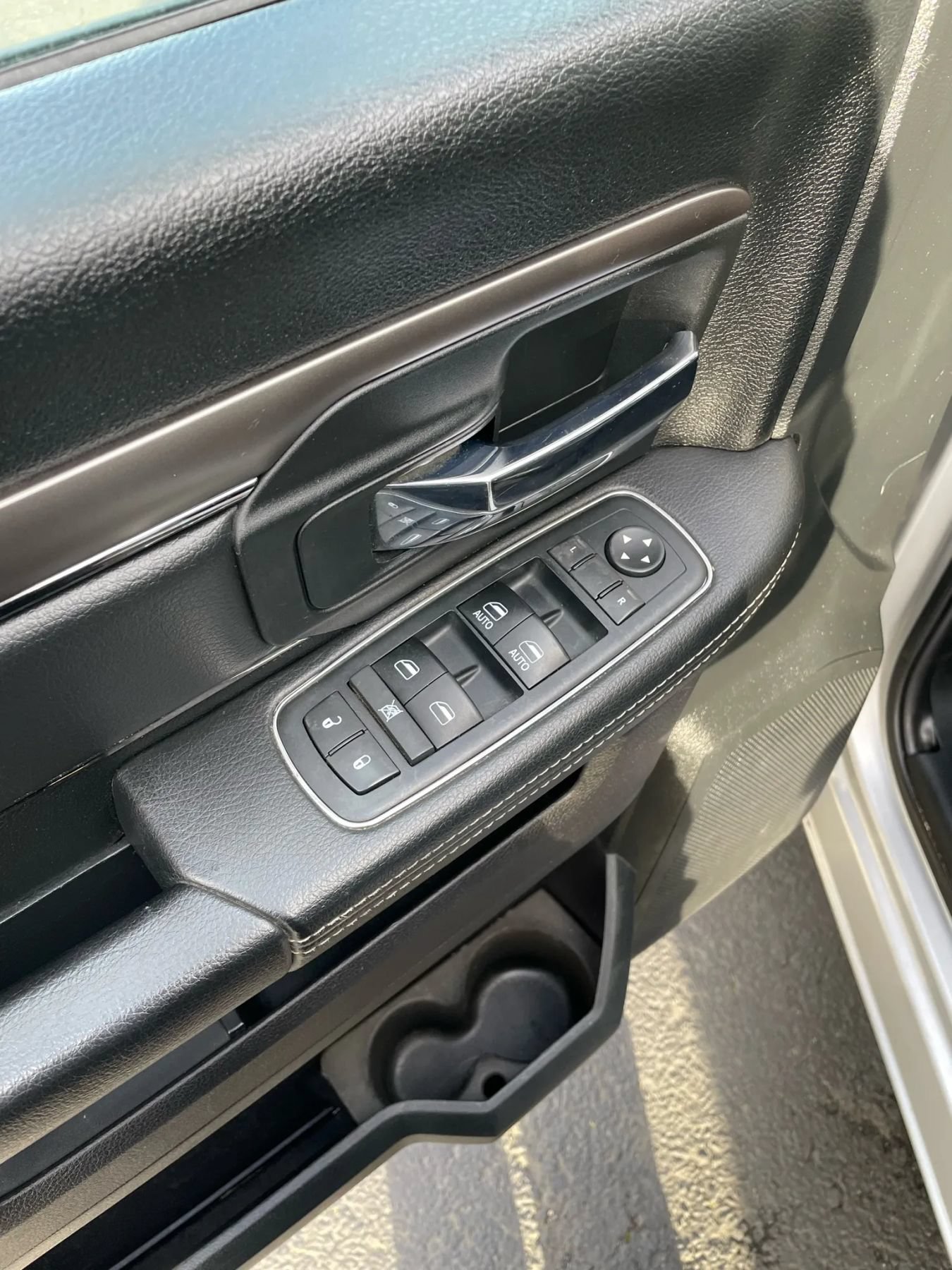 Used 2017 RAM 1500 Sport AWD/4WD image 12