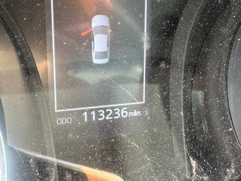 Used 2019 Toyota Camry LE w/ Carpet Mat Package FWD image 12