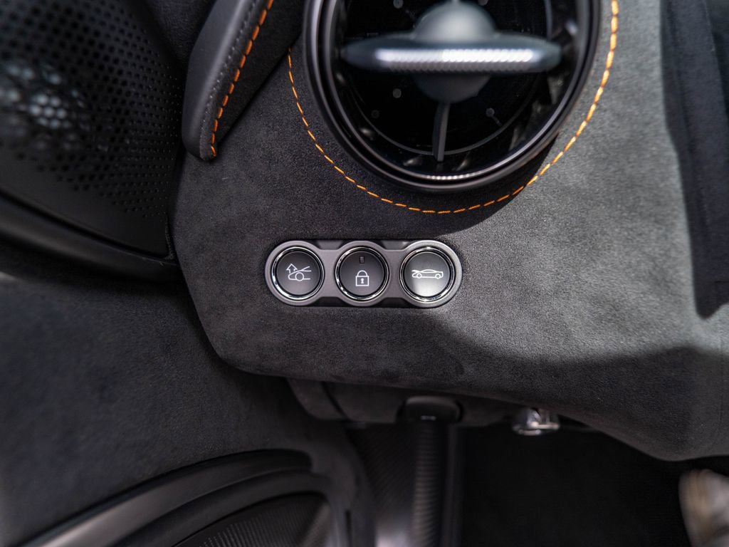 New 2026 McLaren 750S Spider RWD image 15