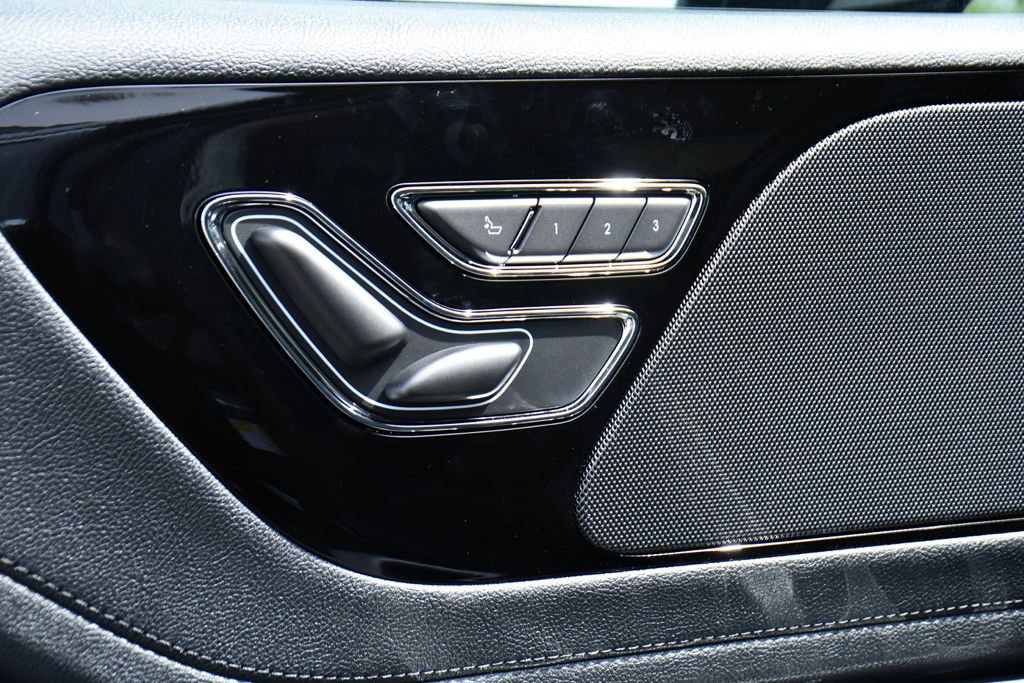 New 2026 Lincoln Aviator AWD image 27