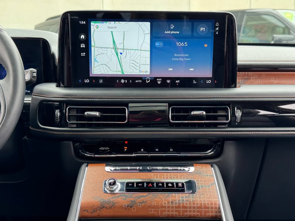 Used 2025 Lincoln Aviator Black Label AWD/4WD image 22