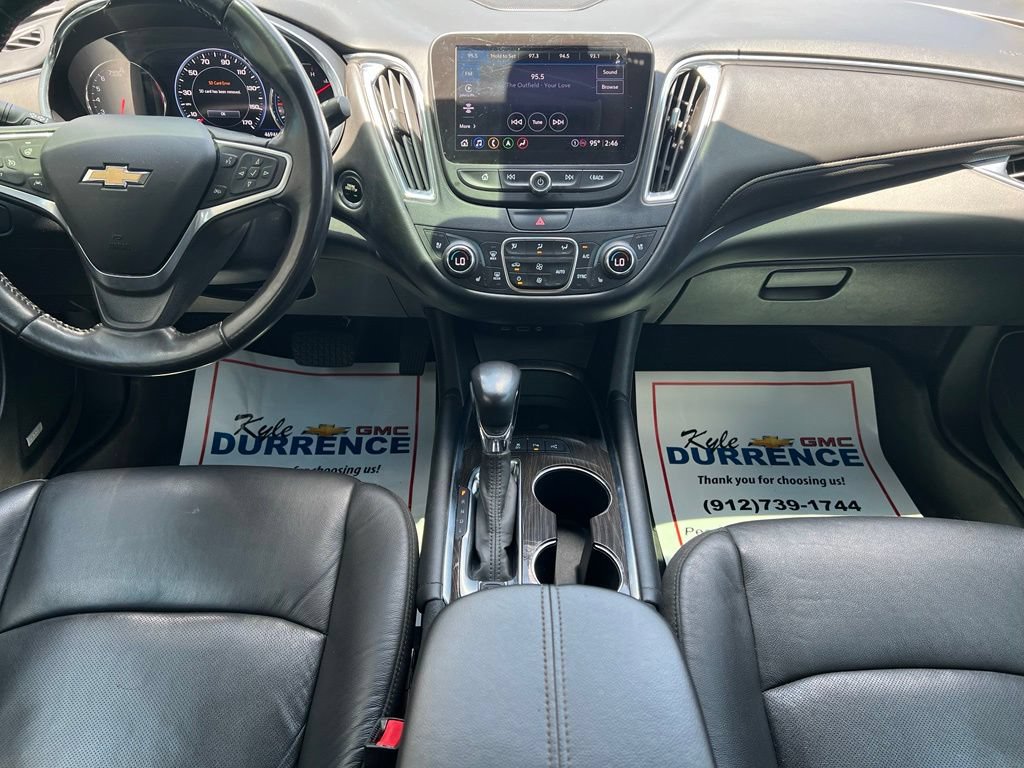 Used 2022 Chevrolet Malibu Premier FWD image 11