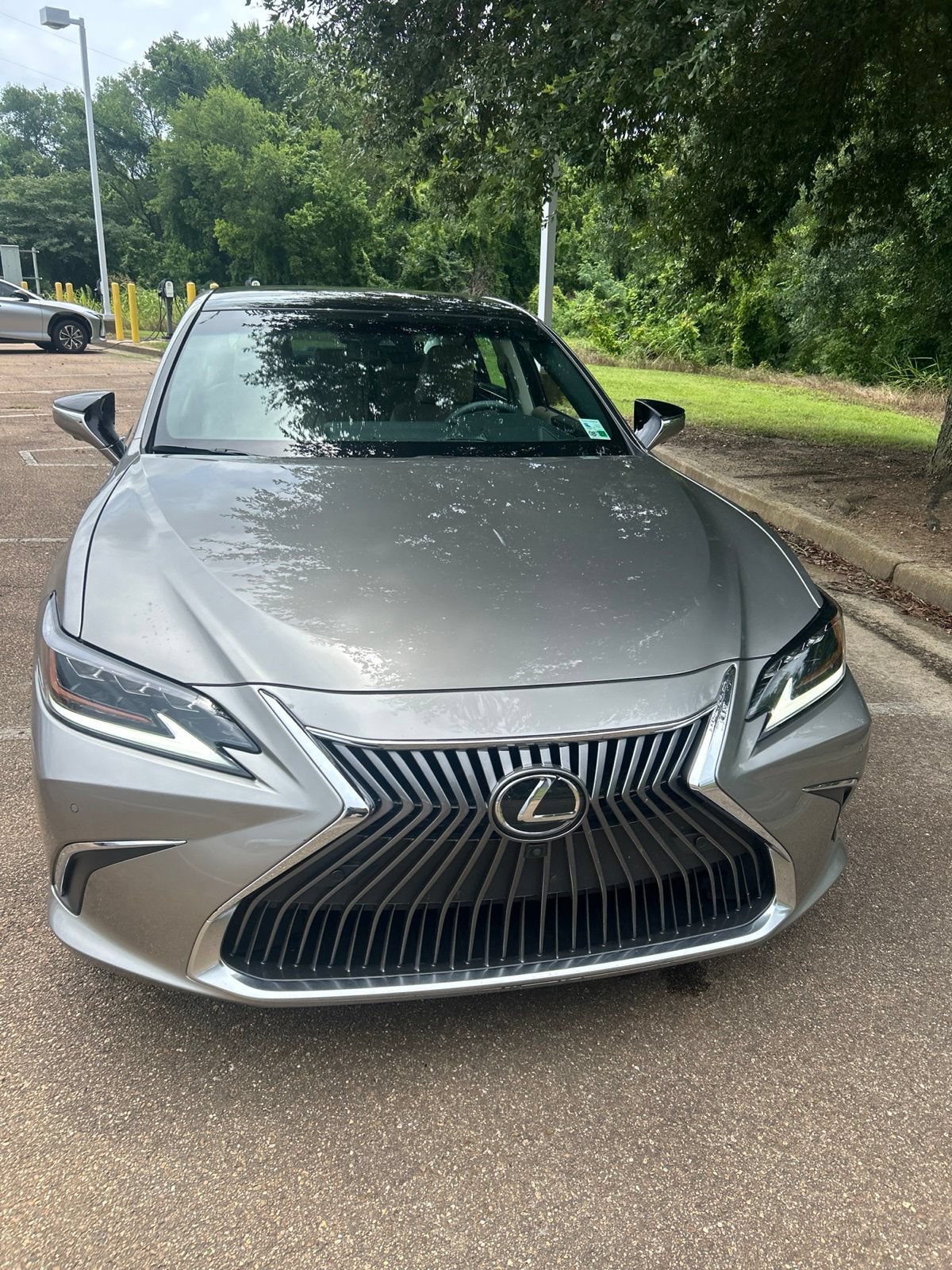 Certified 2021 Lexus ES 350 Ultra Luxury w/ Accessory Package 2 FWD image 2