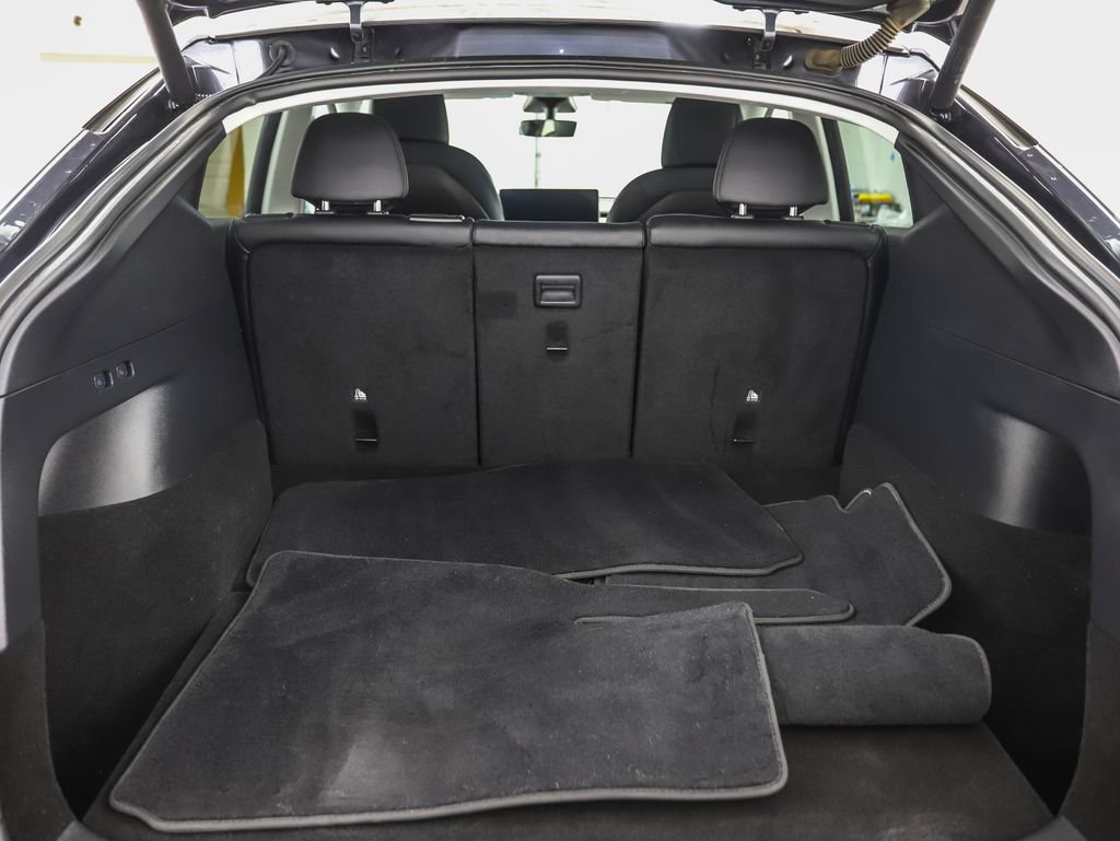 Used 2021 Tesla Model Y Long Range image 22