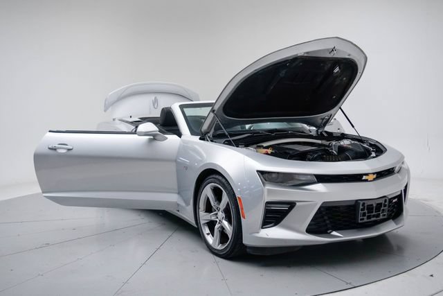 Used 2017 Chevrolet Camaro SS RWD image 15