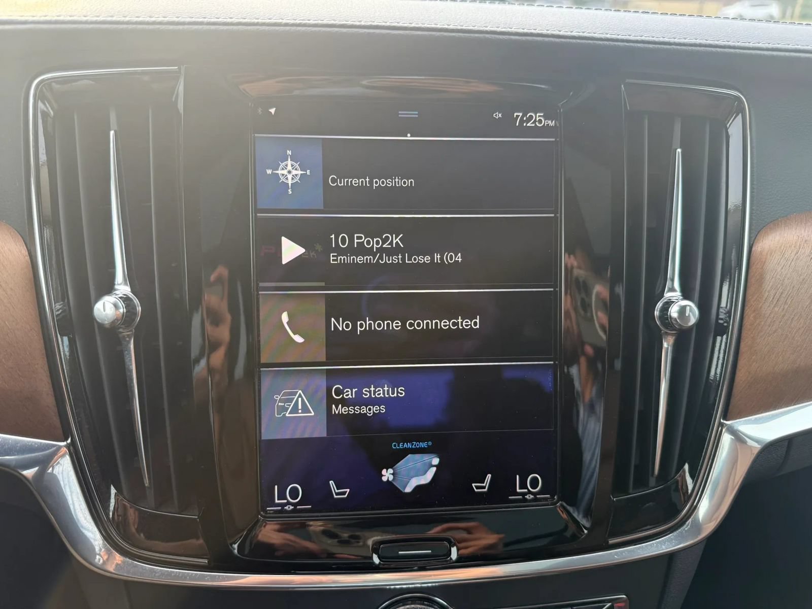 Used 2018 Volvo S90 T6 Inscription w/ Convenience Package AWD/4WD image 35
