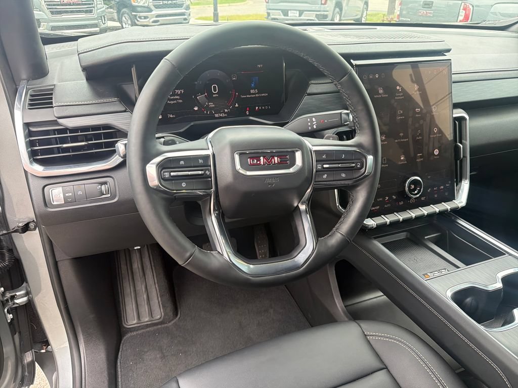 Used 2024 GMC Acadia Elevation w/ Luxury Package FWD image 14