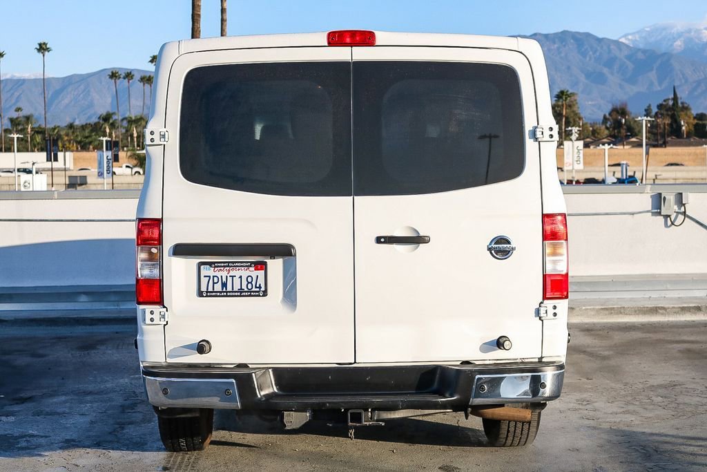 Used 2016 Nissan NV 3500 SV w/ SV Technology Package image 8