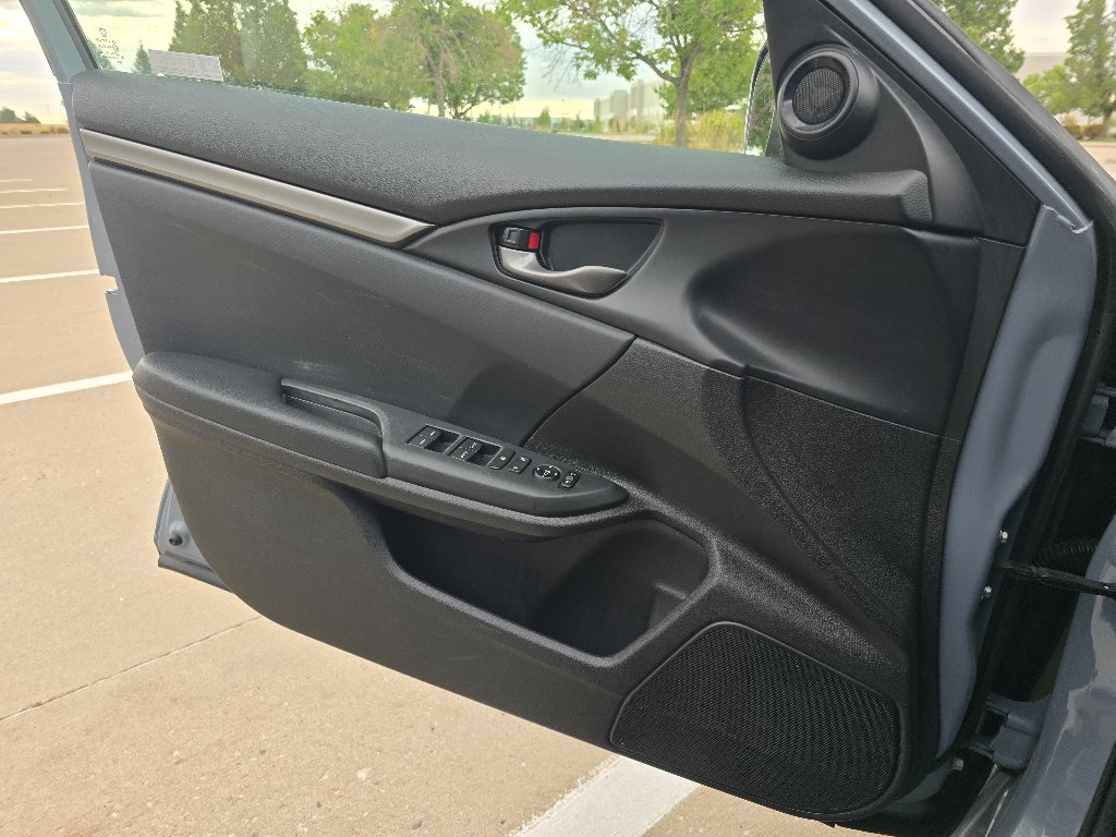 Used 2021 Honda Civic Sport image 18