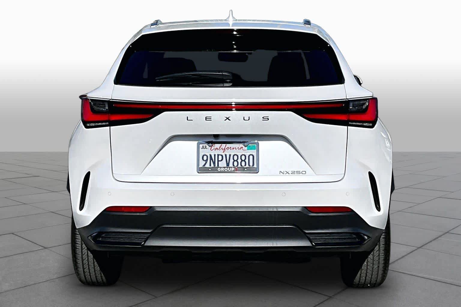 Certified 2025 Lexus NX 250 FWD w/ Accessory Package (2T) image 4