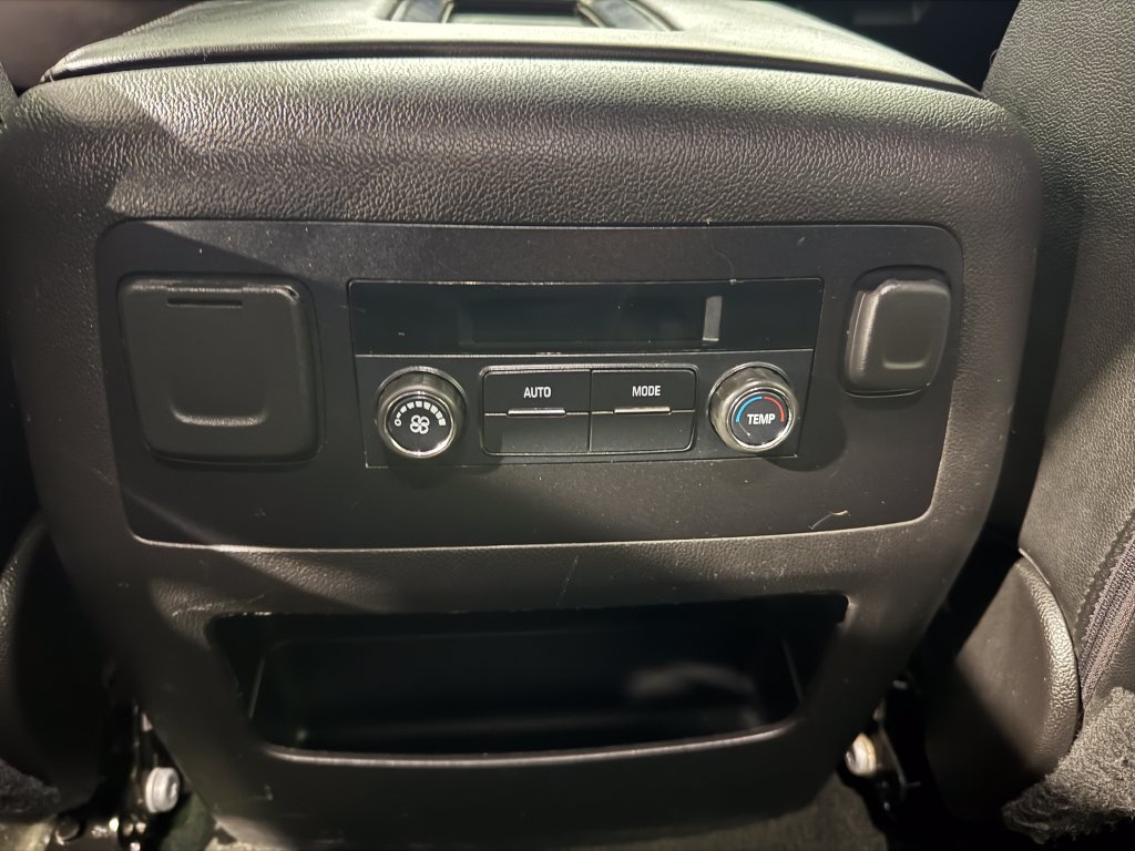 Used 2016 Chevrolet Tahoe LT AWD/4WD image 34