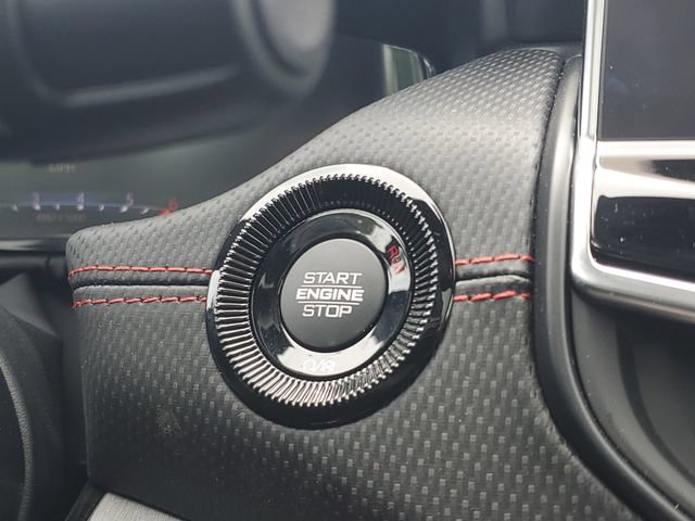 New 2026 Jeep Compass Trailhawk w/ Sun, Sound & Navigation Group AWD/4WD image 24