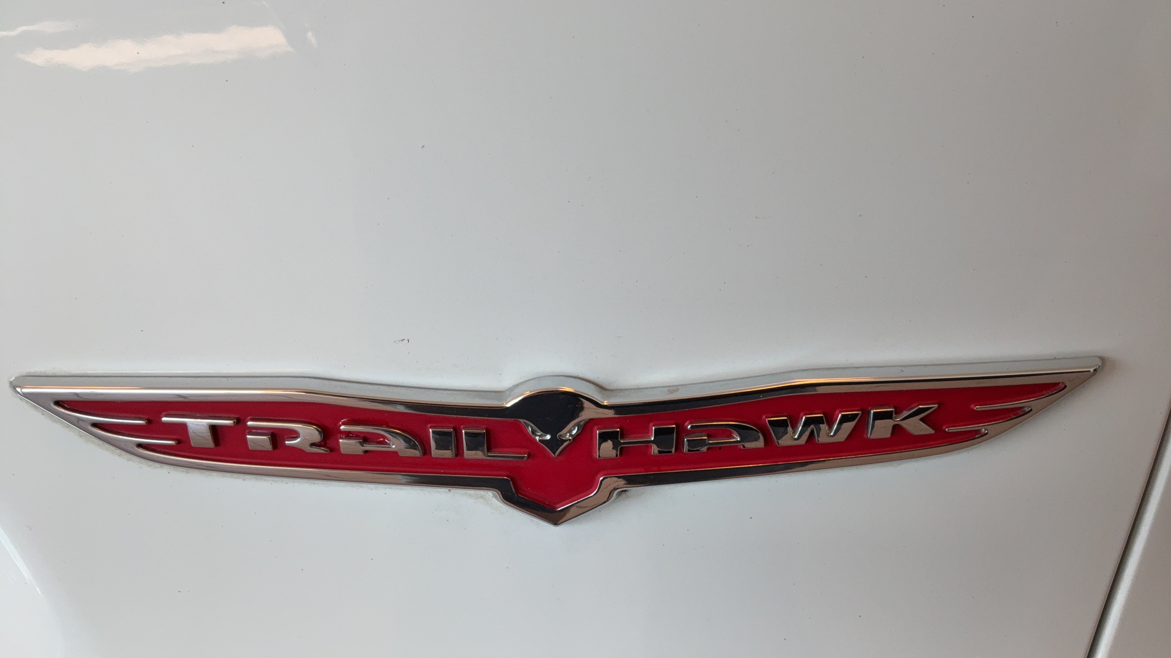 Used 2019 Jeep Cherokee Trailhawk AWD/4WD image 48