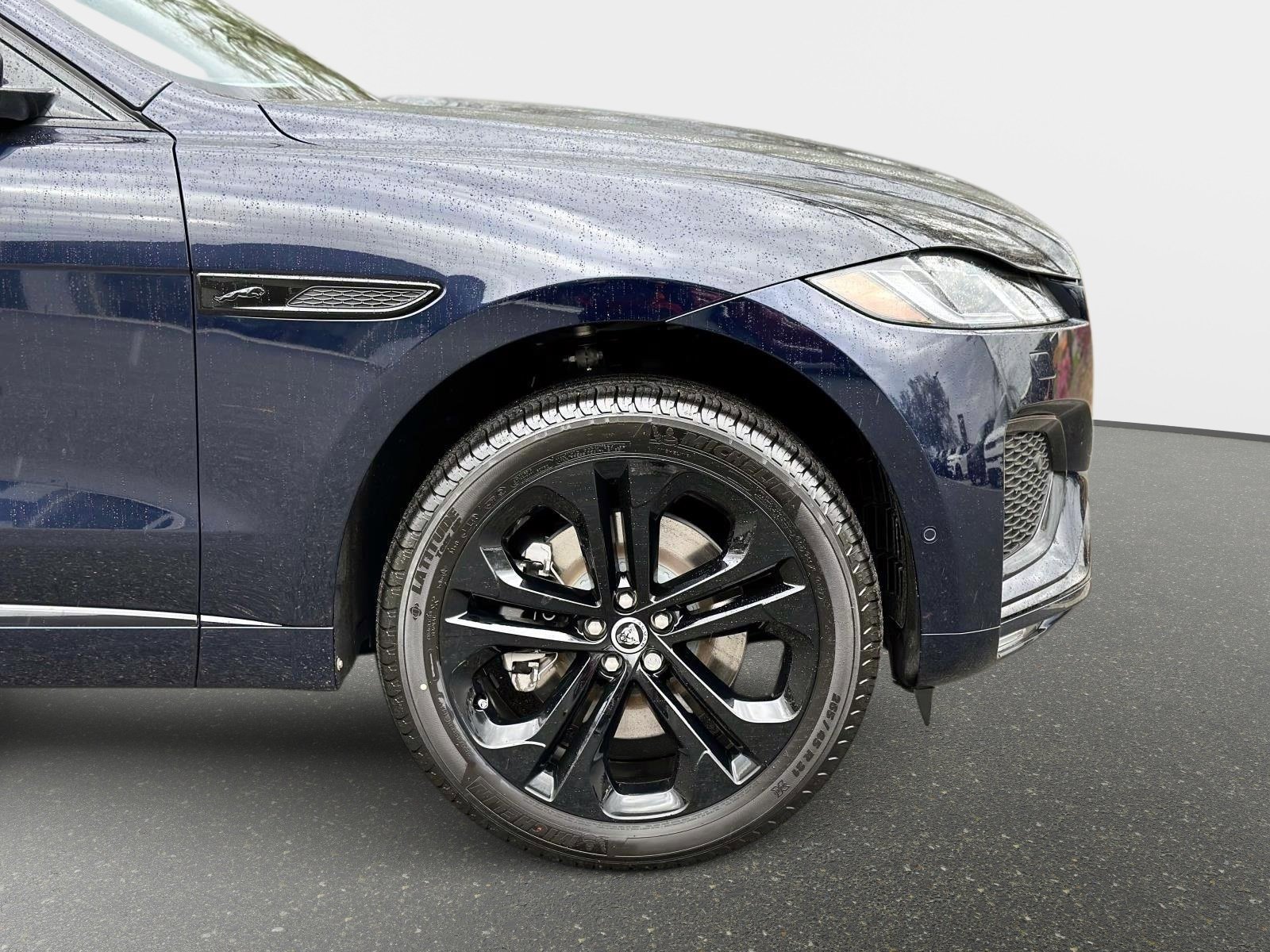 New 2026 Jaguar F-PACE R-Dynamic S AWD/4WD image 6