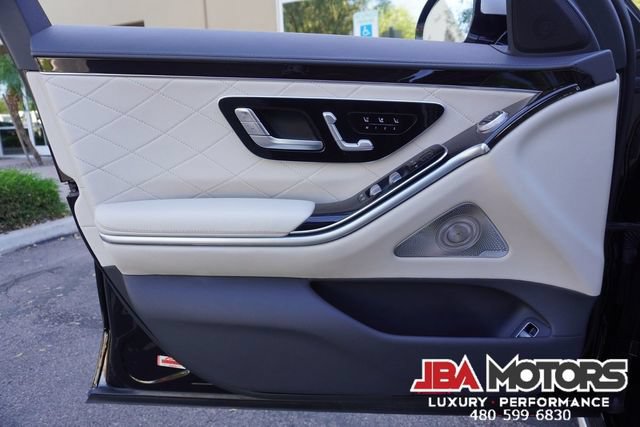 Used 2021 Mercedes-Benz S 580 4MATIC Sedan w/ AMG Line image 91