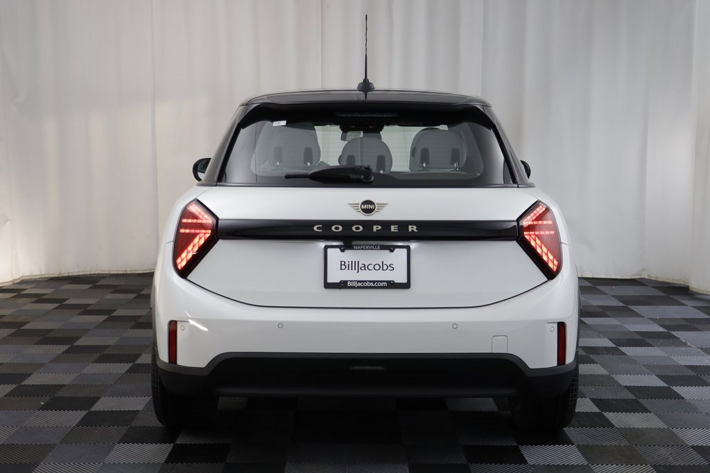 New 2026 MINI Cooper 4-Door Hardtop image 15