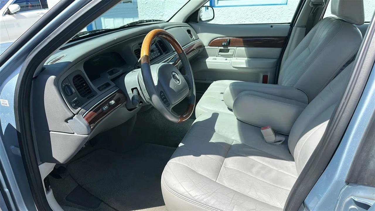 Used 2003 Mercury Grand Marquis LSE RWD image 19