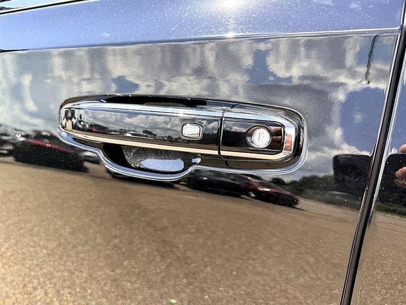 Used 2021 GMC Yukon Denali RWD image 58
