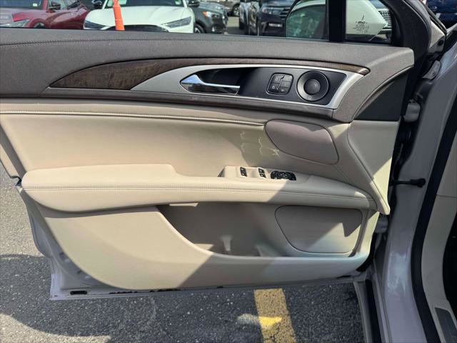 Used 2019 Lincoln MKZ Reserve AWD/4WD image 18