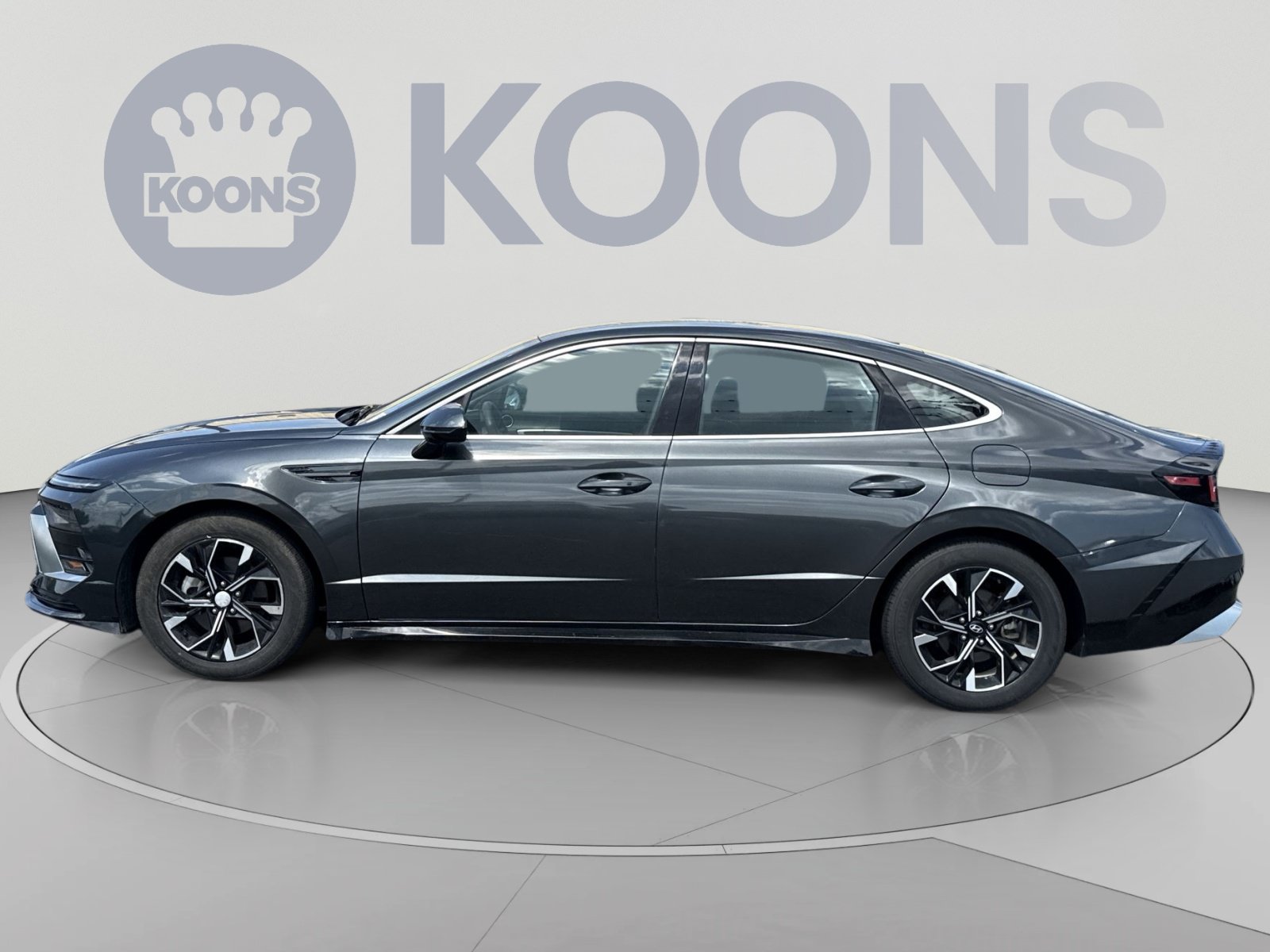 Certified 2025 Hyundai Sonata SEL FWD image 2