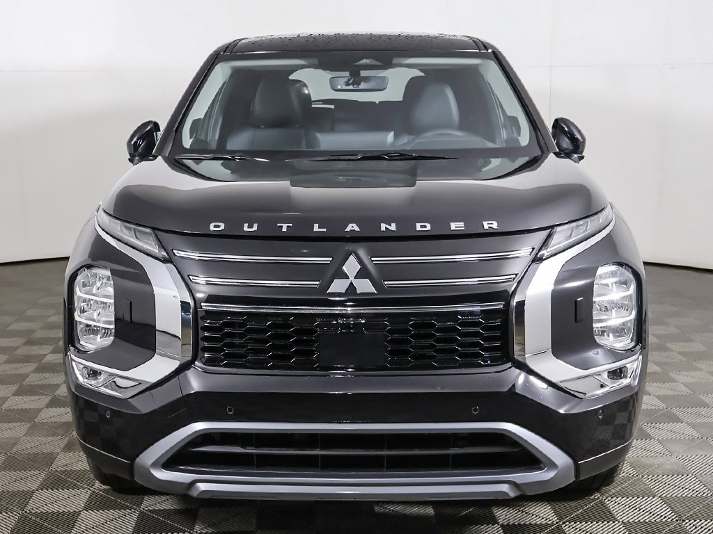 New 2025 Mitsubishi Outlander SE image 14