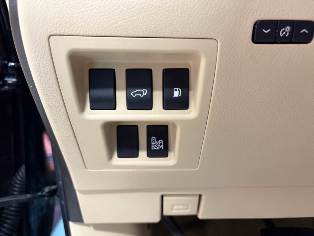 Used 2013 Lexus RX 450h AWD w/ Navigation Pkg image 15