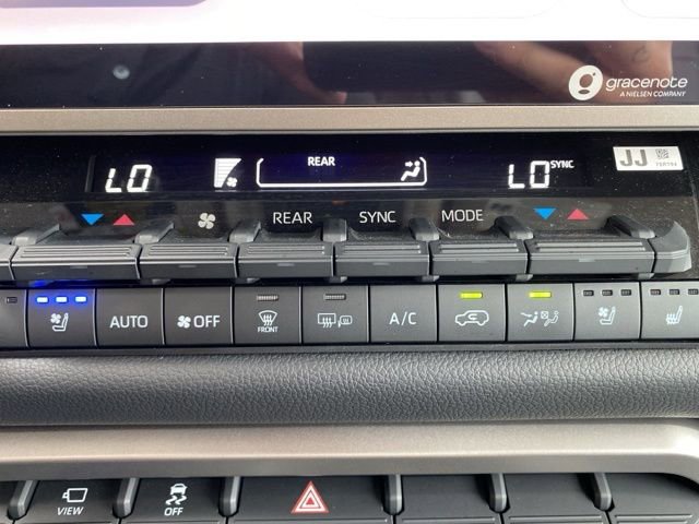 Certified 2024 Toyota Sequoia Limited AWD/4WD image 11