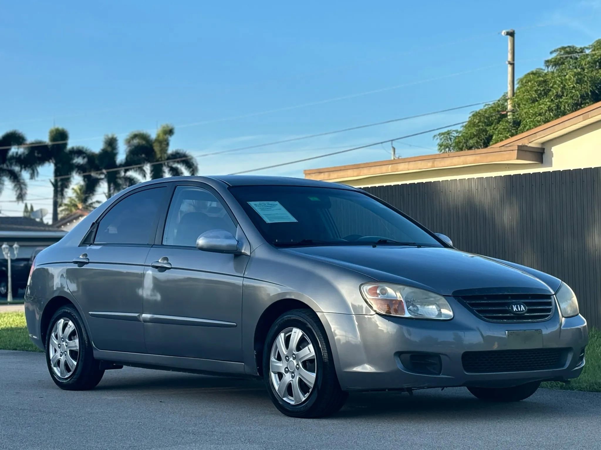 Used 2007 Kia Spectra EX image 1