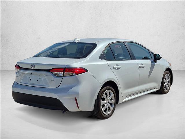 Used 2025 Toyota Corolla LE FWD image 5