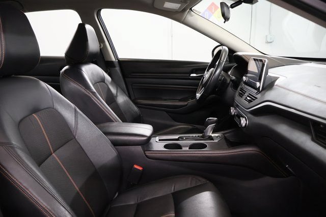Used 2022 Nissan Altima 2.5 SR FWD image 26