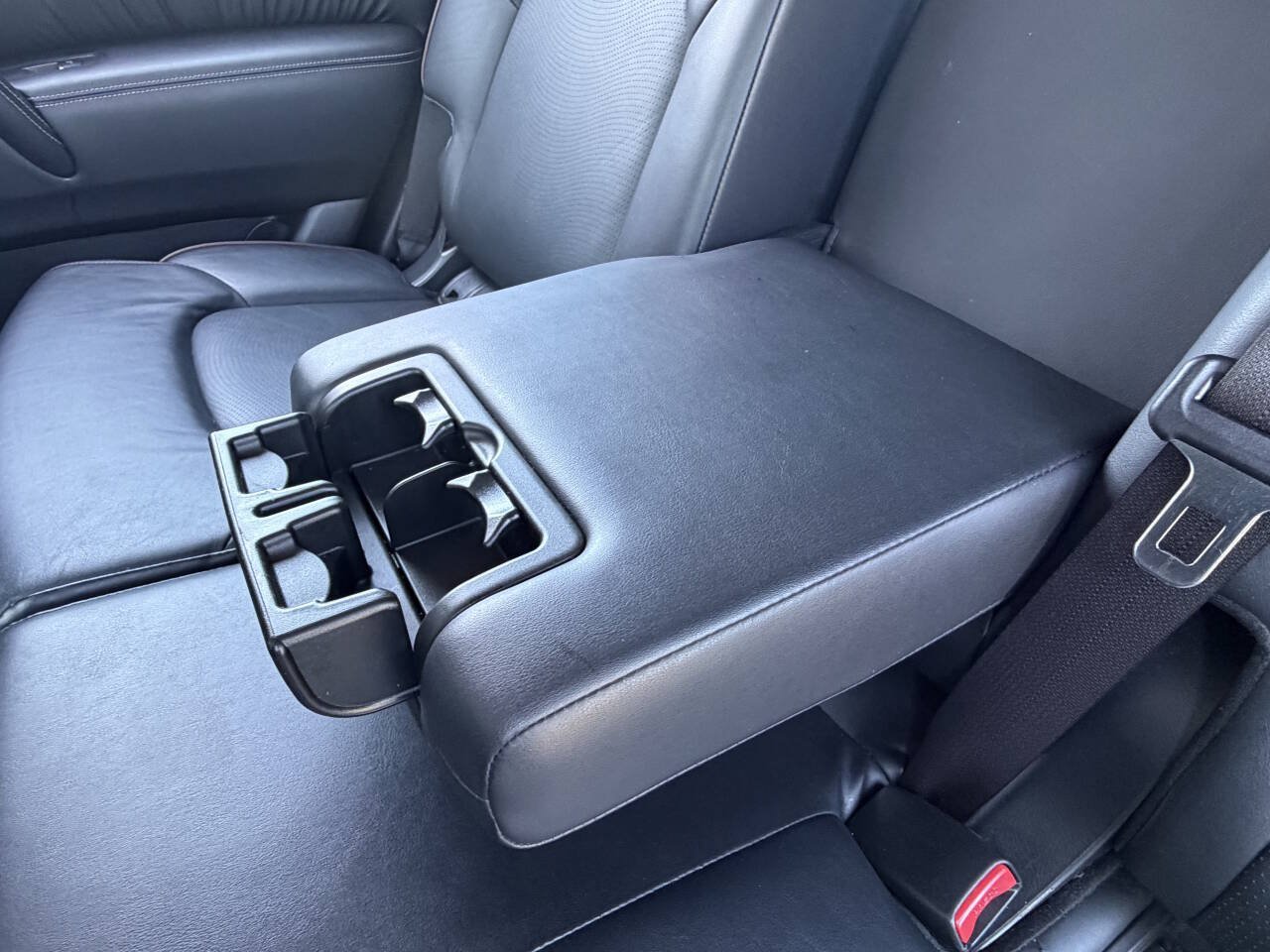 Used 2020 Nissan Armada SL w/ Premium Package AWD/4WD image 37