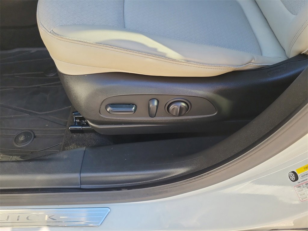 Certified 2023 Buick Encore GX Select image 25