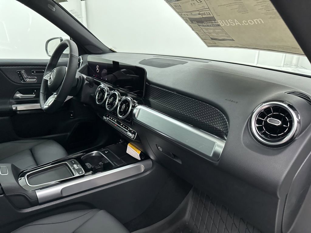 New 2026 Mercedes-Benz GLB 250 4MATIC image 26