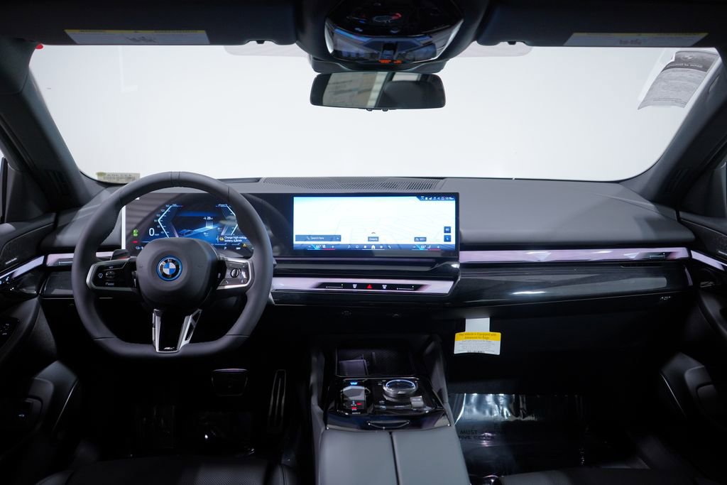 New 2026 BMW i5 eDrive40 w/ M Sport Package image 10