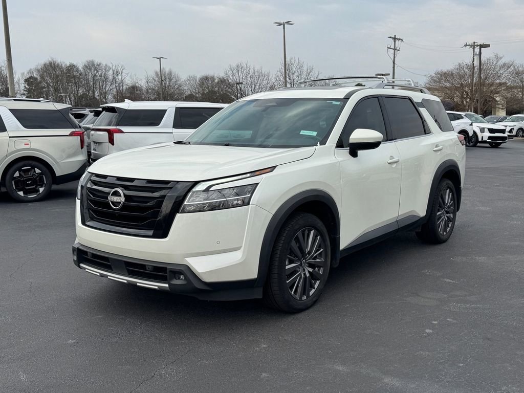 Used 2023 Nissan Pathfinder SL w/ SL Premium Package image 7
