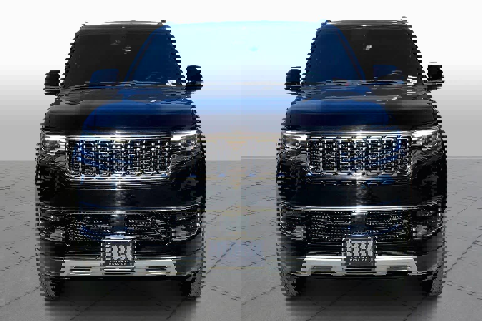 Used 2022 Jeep Wagoneer Series II image 3