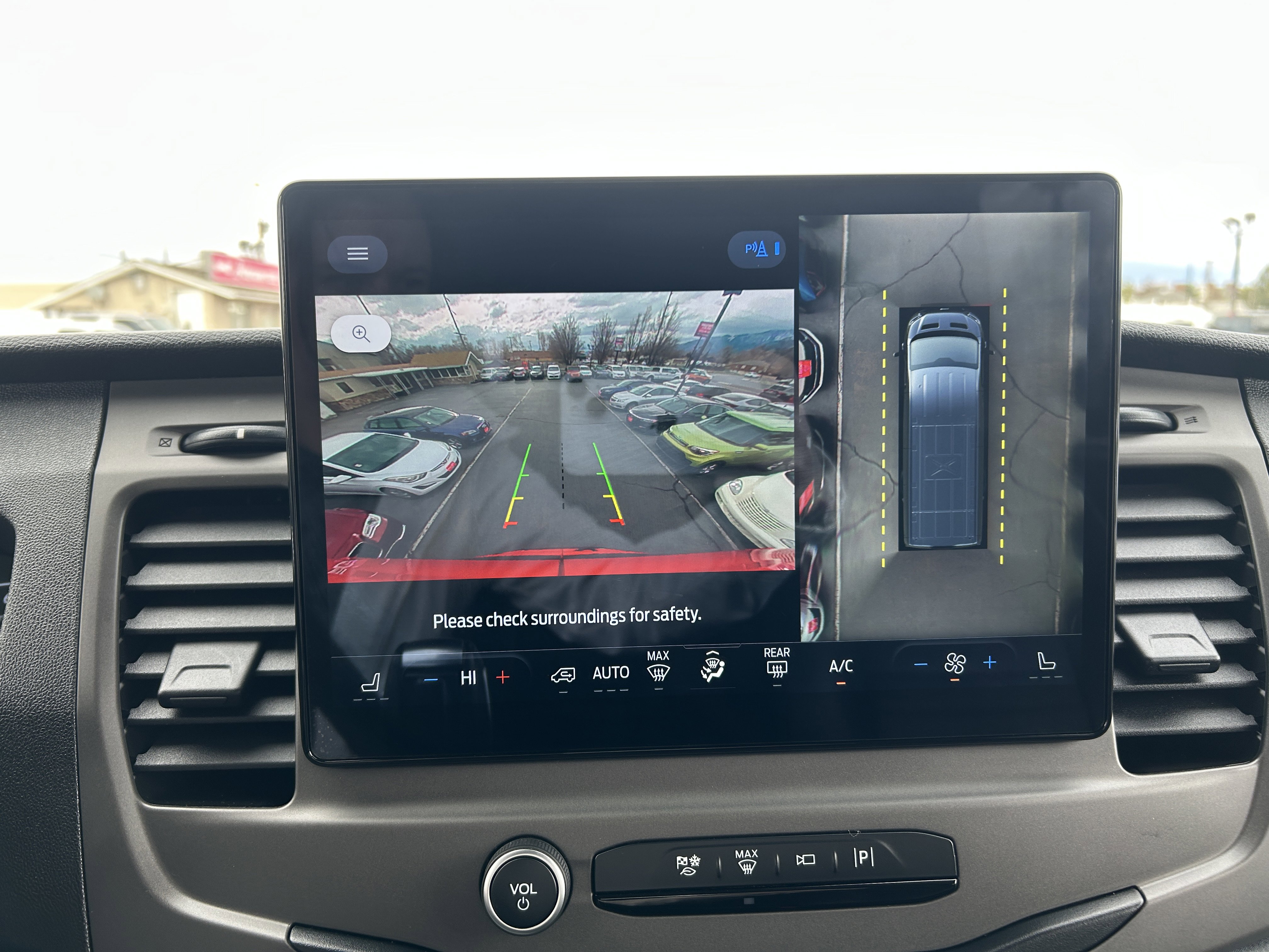 Used 2022 Ford Transit 350 XLT image 17