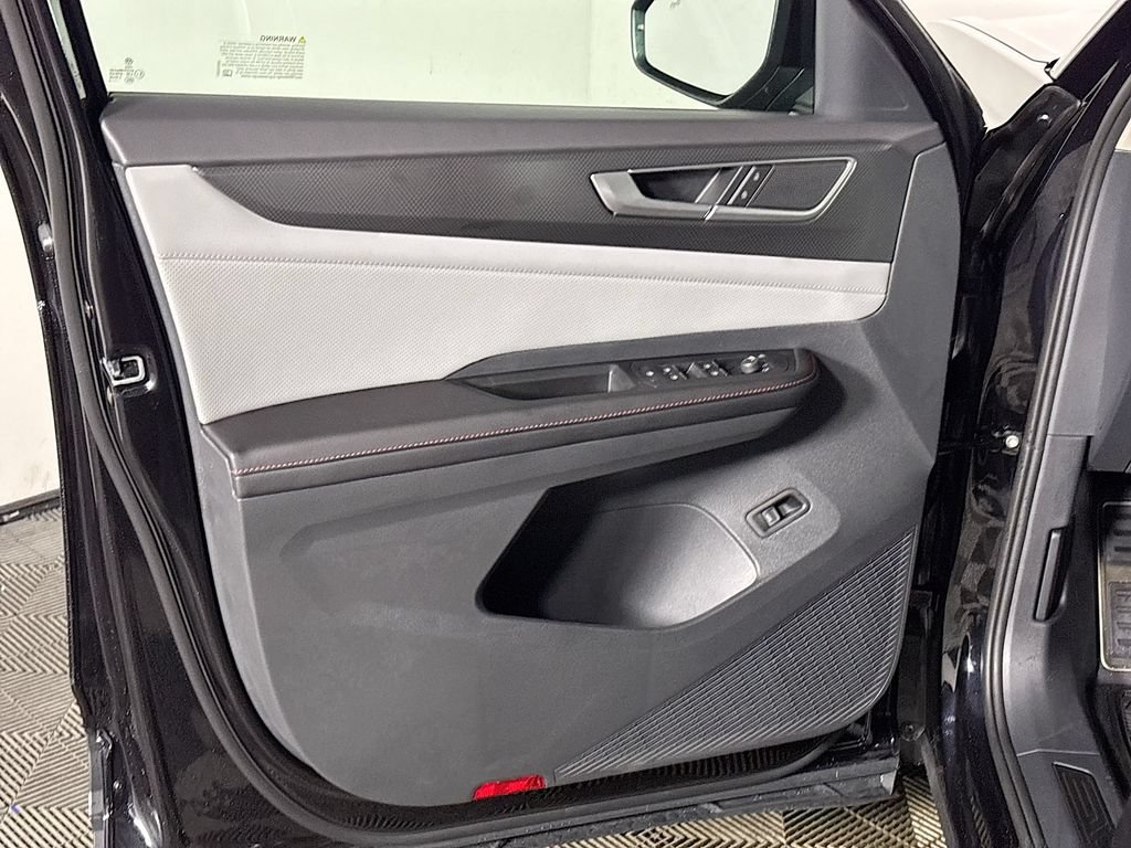 New 2026 Volkswagen Atlas Peak Edition AWD/4WD image 10