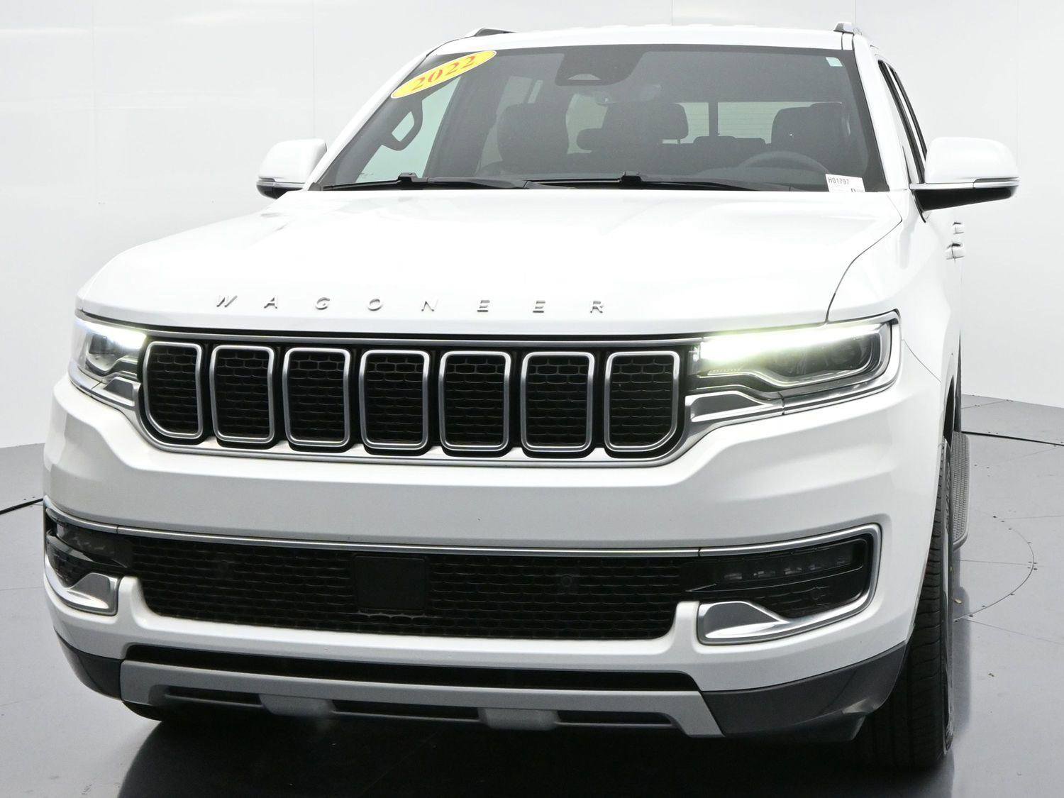 Used 2022 Jeep Wagoneer Series II image 3