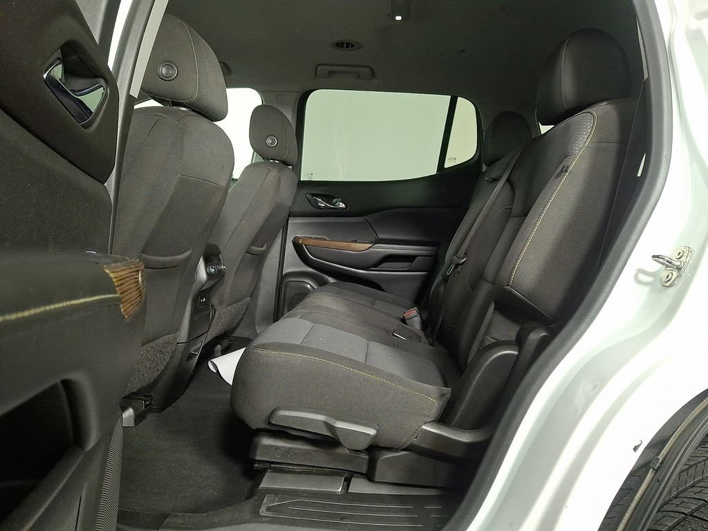 Used 2020 GMC Acadia SLE w/ LPO, Floor Liner Package FWD image 13