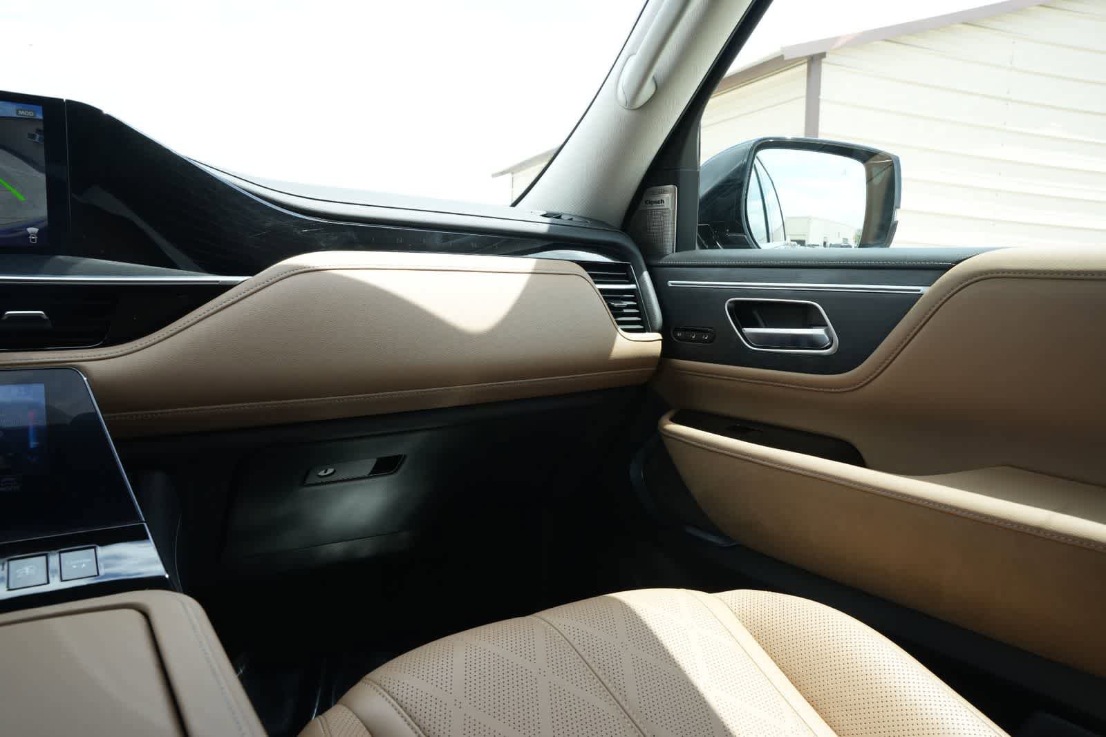 Certified 2025 INFINITI QX80 Sensory AWD/4WD image 5