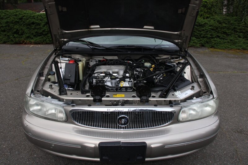 Used 1999 Buick Century Limited FWD image 18