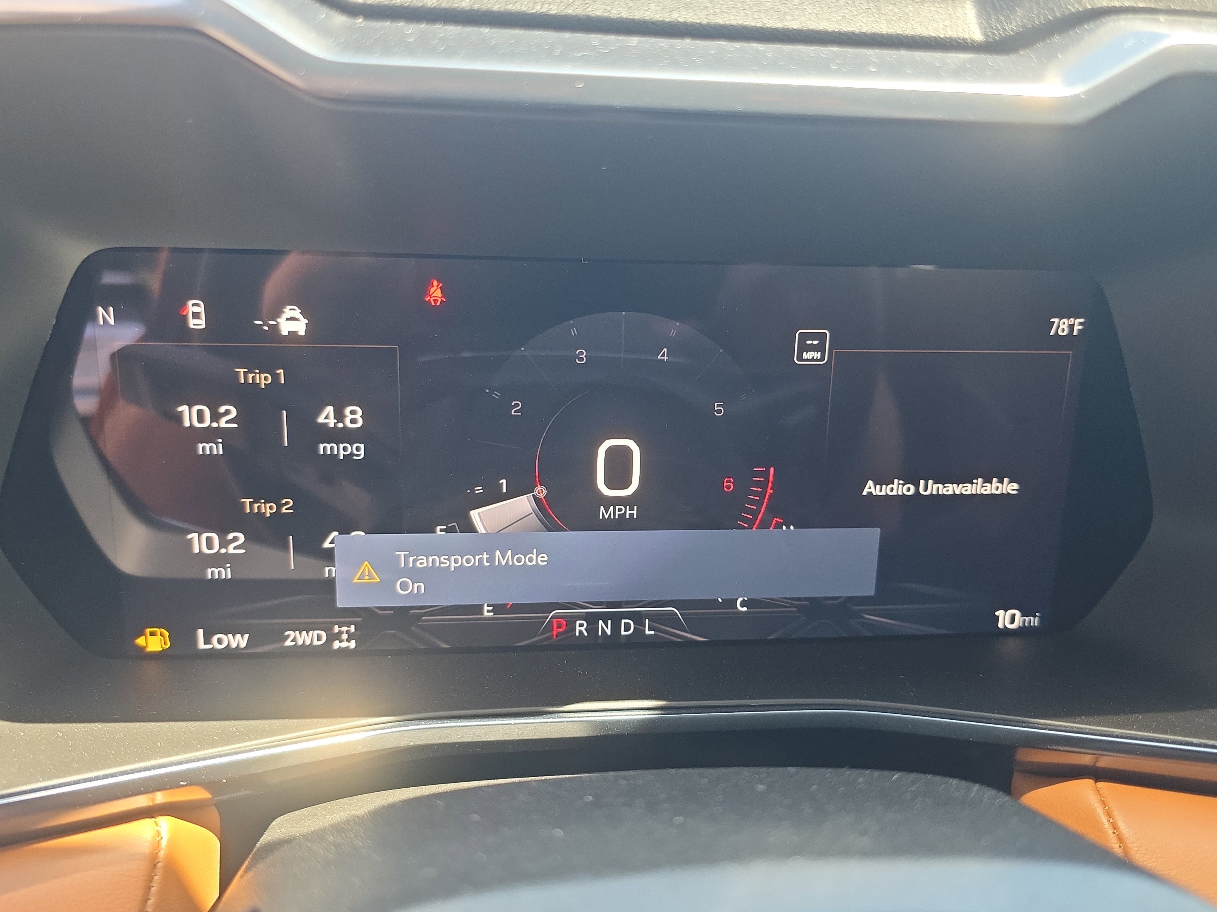 New 2025 GMC Canyon AT4 w/ Nightfall Edition image 22