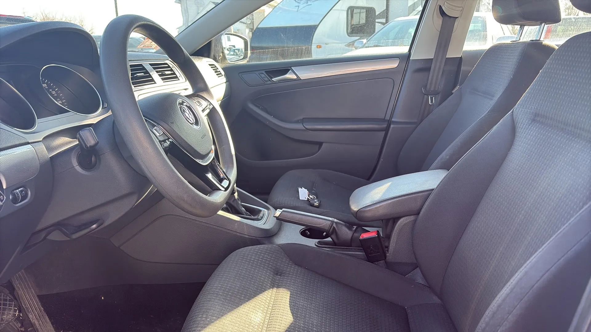 Used 2016 Volkswagen Jetta SE image 16