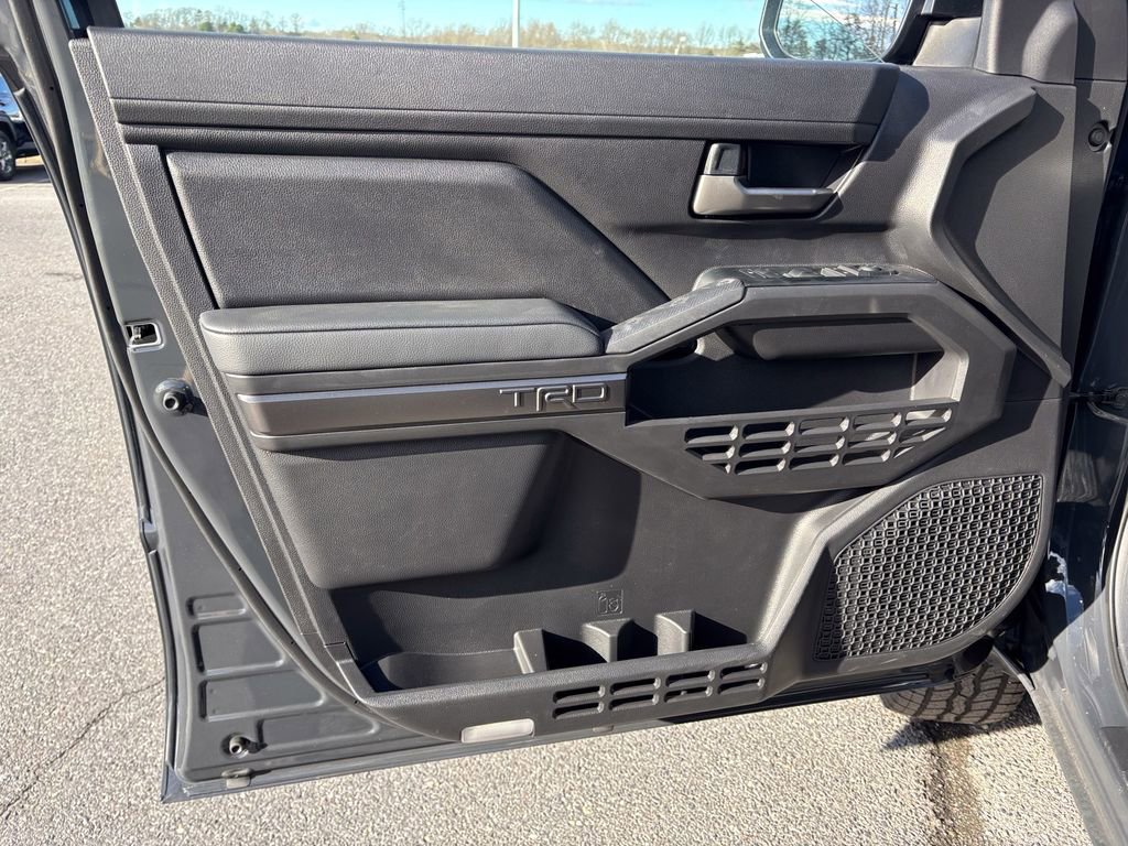 New 2025 Toyota Tacoma TRD Off-Road image 12