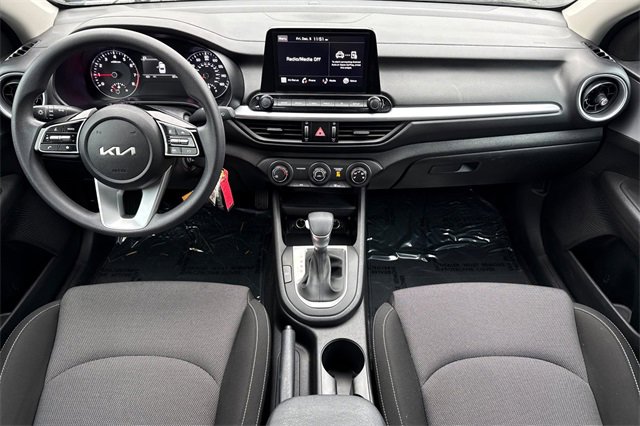 Certified 2023 Kia Forte LXS w/ LXS Technology Package image 17