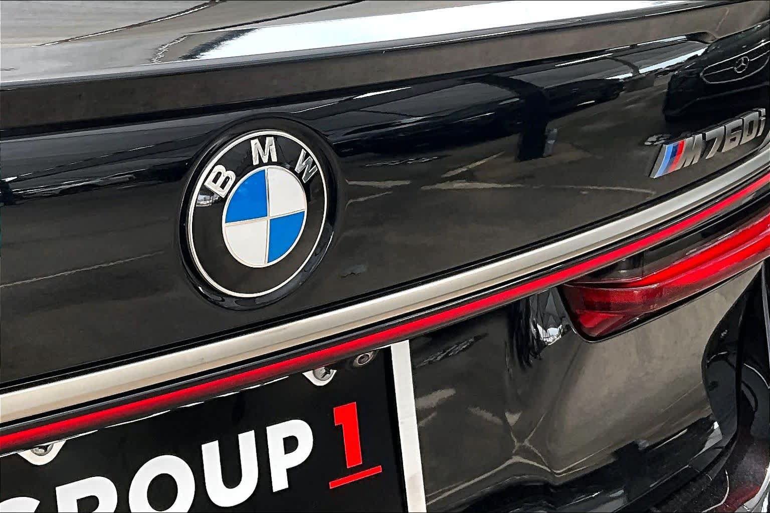 Used 2021 BMW M760i xDrive w/ Luxury Rear Seating Package AWD/4WD image 30