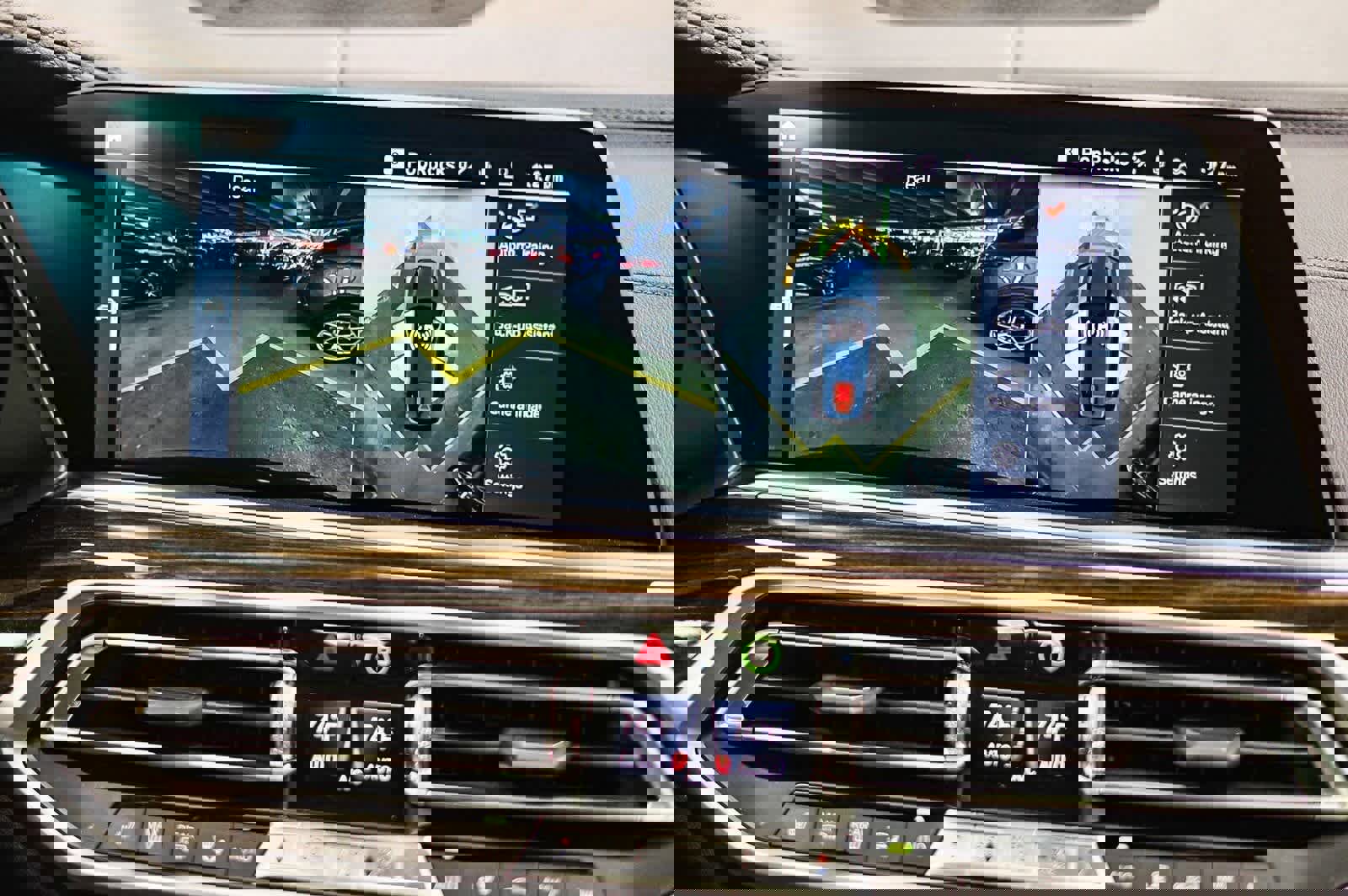 Used 2020 BMW X7 xDrive40i w/ Parking Assistance Package image 17