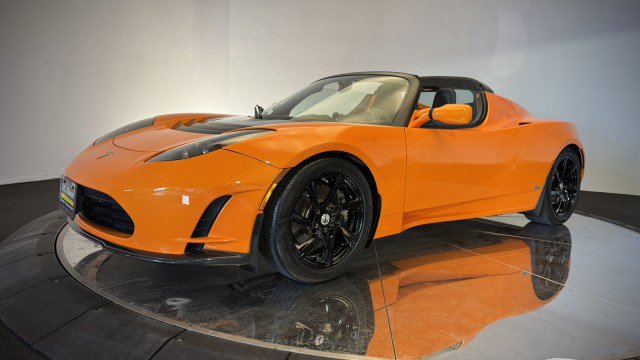 Used 2010 Tesla Roadster Sport image 19
